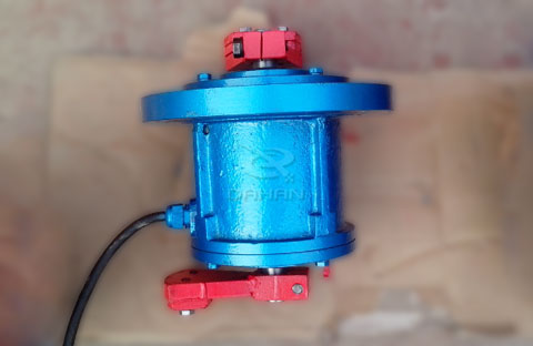 YZUL立式振動(dòng)電機(jī)