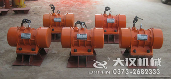 倉壁振動電機(jī)